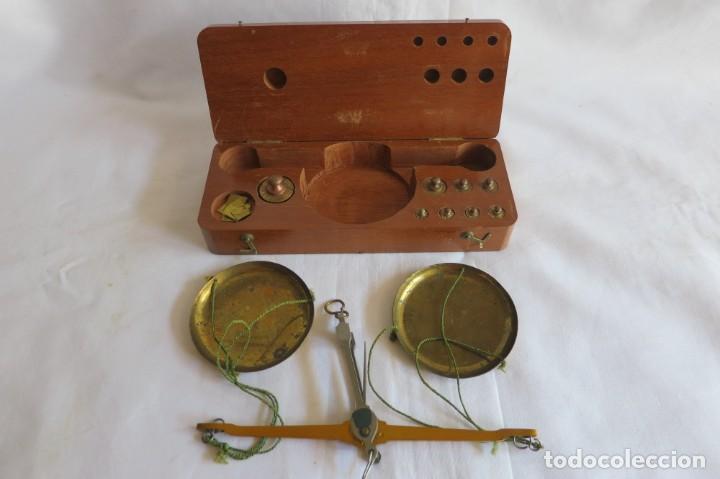 Antig&uuml;edades: caja de precision para el peso de moneda - Foto 11