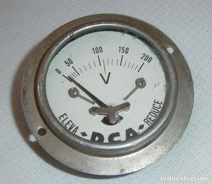 Antig&uuml;edades: voltimetro caja de metal 7 cms de diametro - Foto 1
