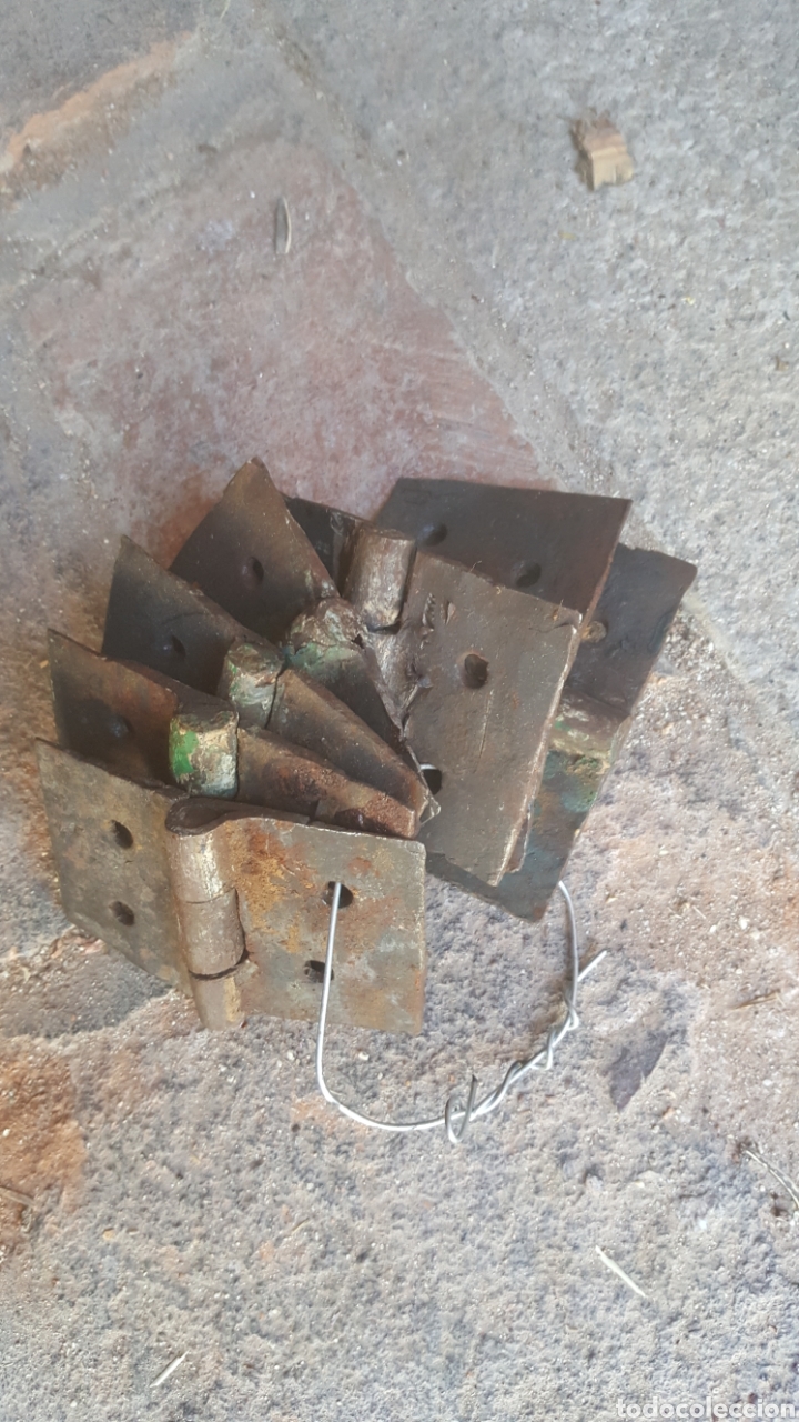 Antig&uuml;edades: 150 bisagras de forja antiguas - Foto 2