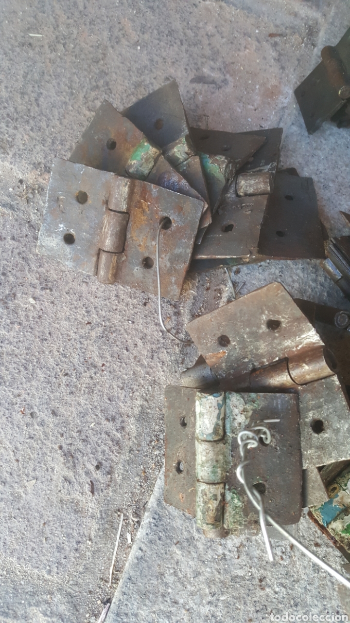 Antig&uuml;edades: 150 bisagras de forja antiguas - Foto 4