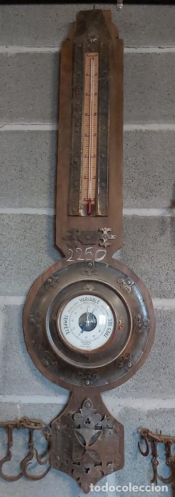 Antig&uuml;edades: Estaci&oacute;n meteorol&oacute;gica, mide 115 cms - Foto 1