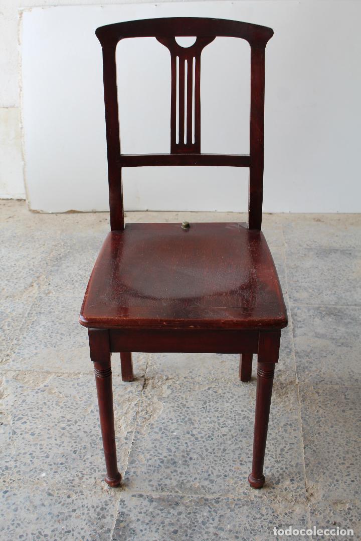 Antig&uuml;edades: silla de barbero antigua - Foto 6