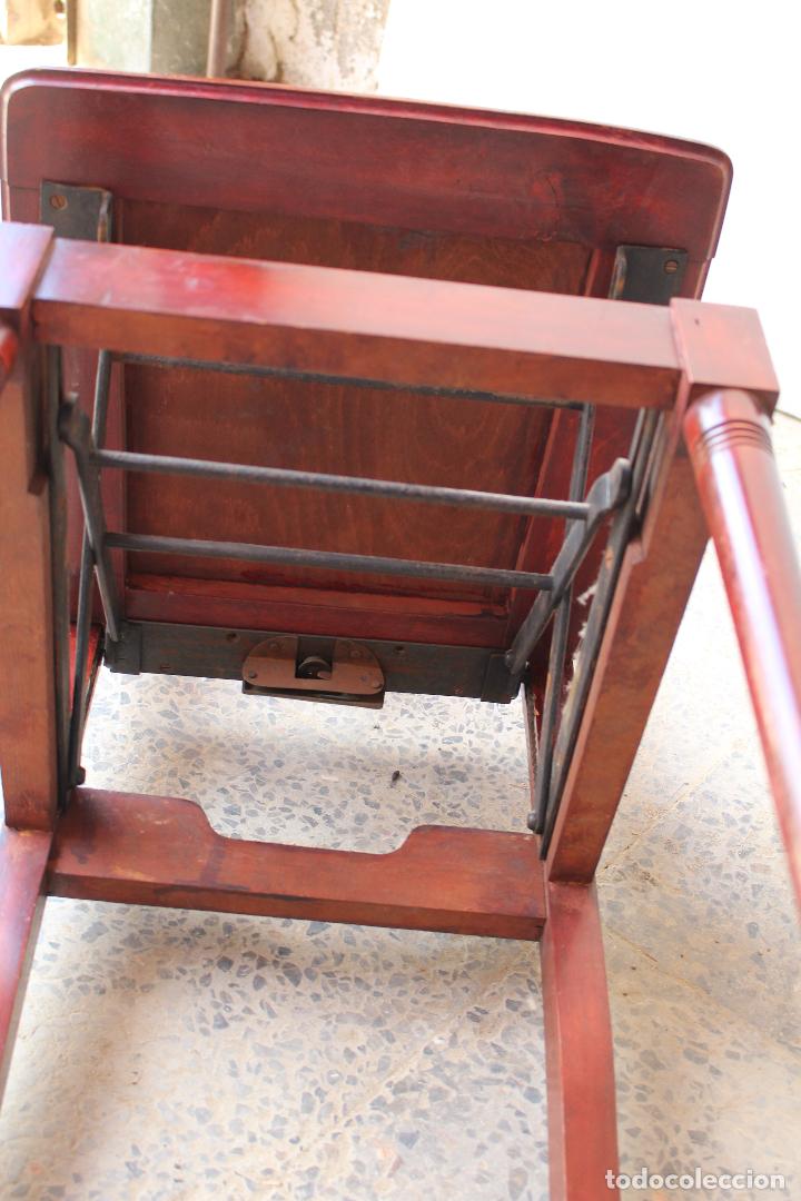 Antig&uuml;edades: silla de barbero antigua - Foto 8