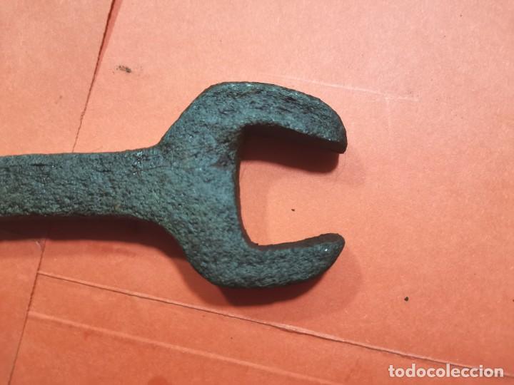 Antig&uuml;edades: ANTIGUA LLAVE DE TUERCAS - Foto 2