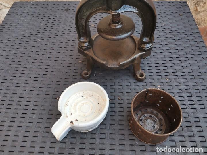 Antig&uuml;edades: ANTIGUA PEQUE&Ntilde;A PRENSA CRISOL - Foto 3
