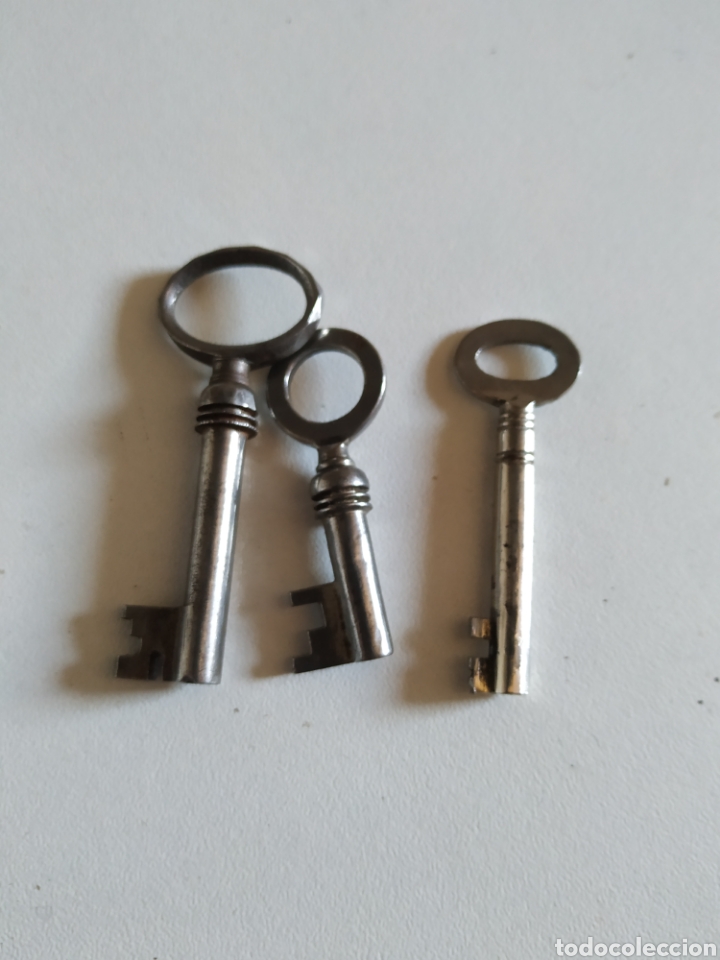 Antig&uuml;edades: Colecci&oacute;n de peque&ntilde;as llaves de forja - Foto 3
