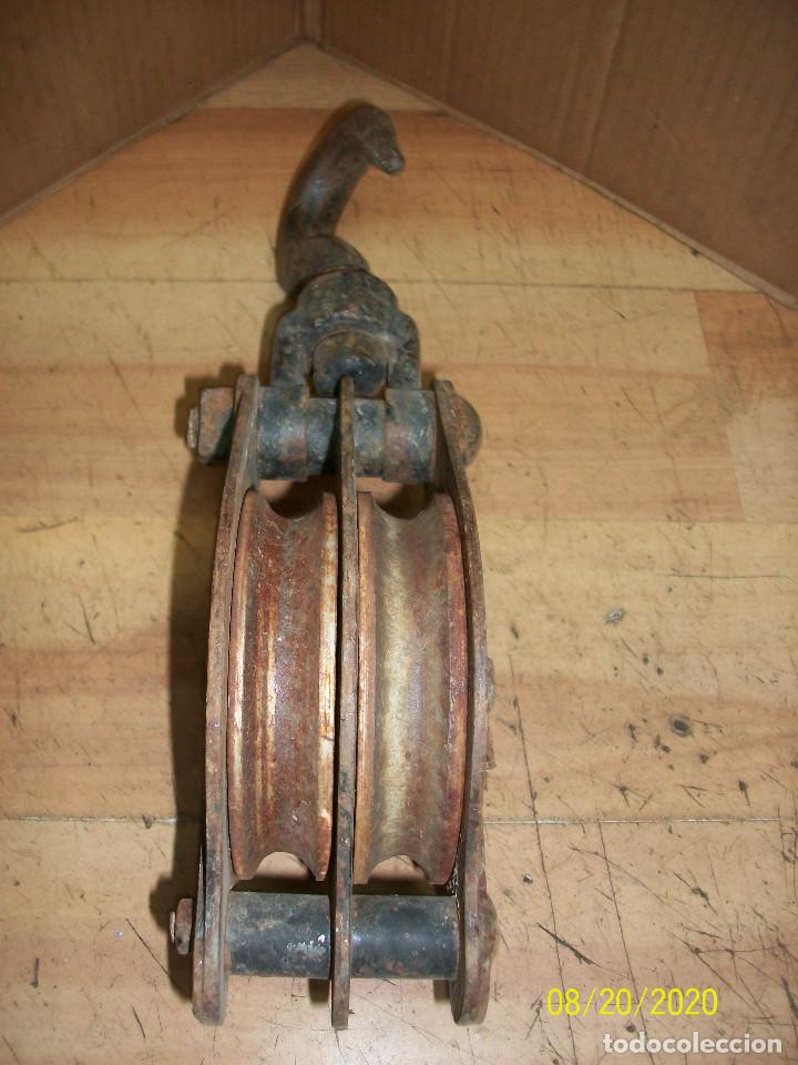 Antig&uuml;edades: ANTIGUA POLEA/ROLDANA DOBLE - Foto 2