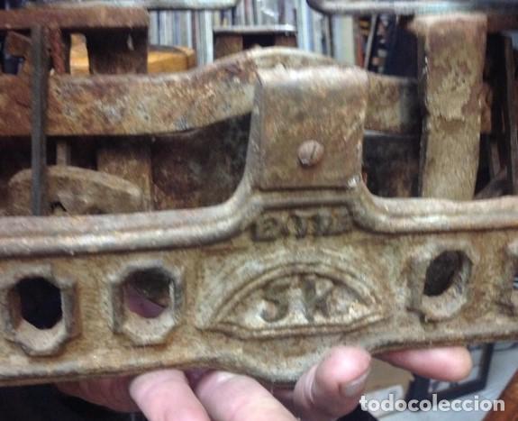 Antig&uuml;edades: BALANZA - bascula HIERRO FUNDIDO EXTRA 5 KG.. - Foto 3