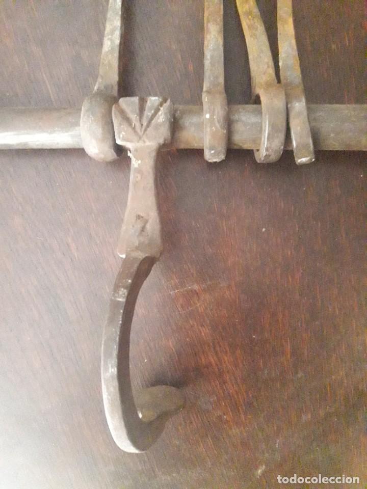 Antig&uuml;edades: cerrojo de forja - Foto 2