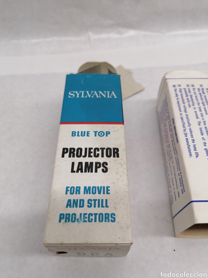 Antig&uuml;edades: L&aacute;mpara Sylvania con su caja - Foto 2