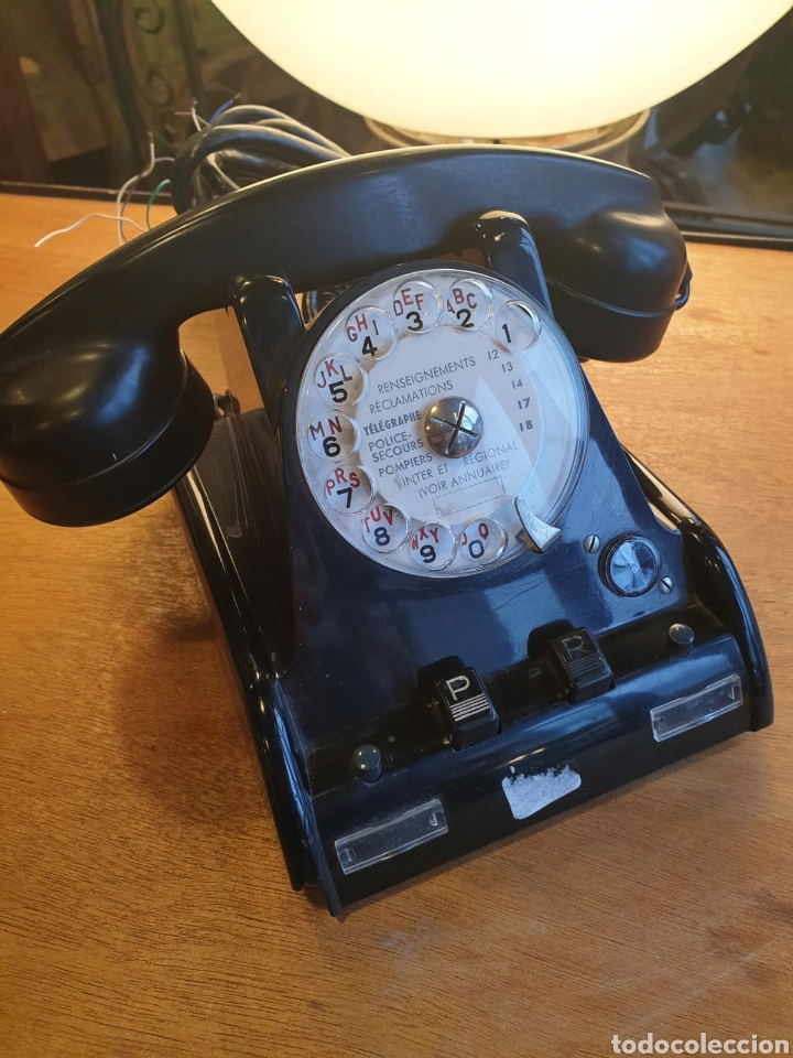 Tel&eacute;fonos: Tel&eacute;fono de baquelita - Foto 4