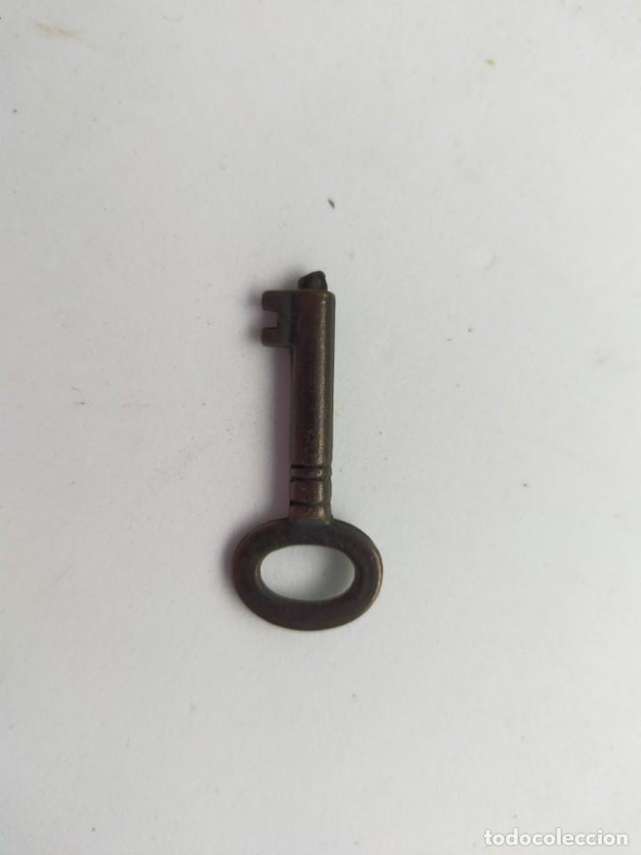 Antig&uuml;edades: LLAVE METAL - Foto 1