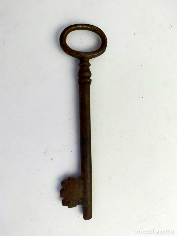 Antig&uuml;edades: LLAVE ANTIGUA EN HIERRO - Foto 4