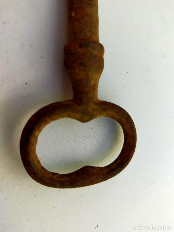Antig&uuml;edades: LLAVE ANTIGUA DE HIERRO - Foto 3