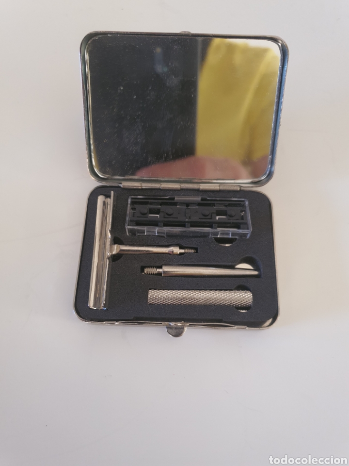Antig&uuml;edades: cajita kit de barbero antigua . - Foto 1