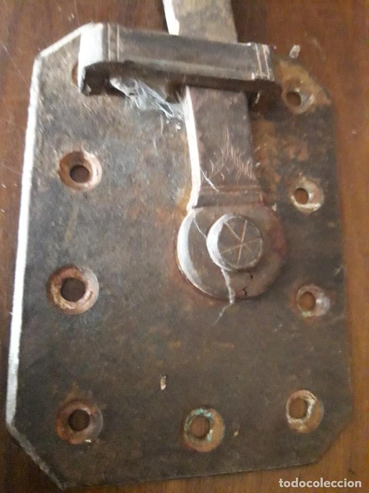 Antig&uuml;edades: pestillo forja - Foto 2