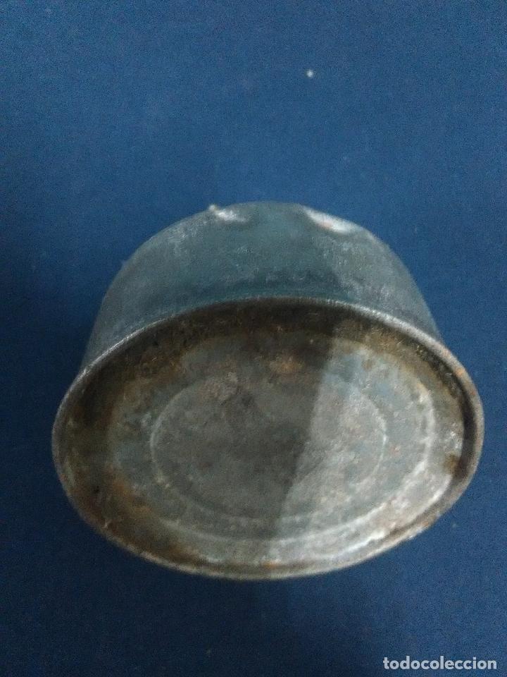 Antig&uuml;edades: ACEITERA CHAPA - Foto 3