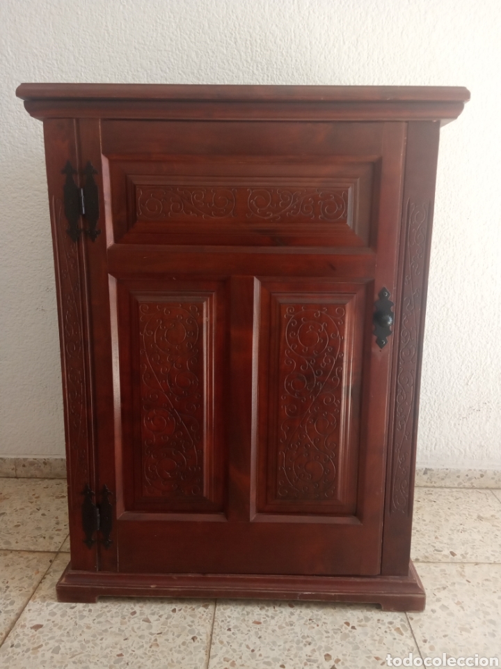 Antig&uuml;edades: Maquina de coser y mueble Alfa - Foto 14