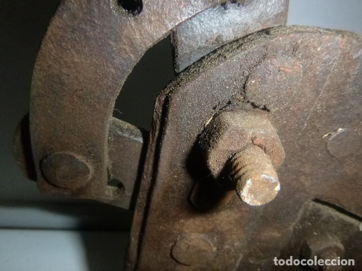 Antig&uuml;edades: ANTIGUA CIZALLA CORTE DE CHAPA - Foto 2