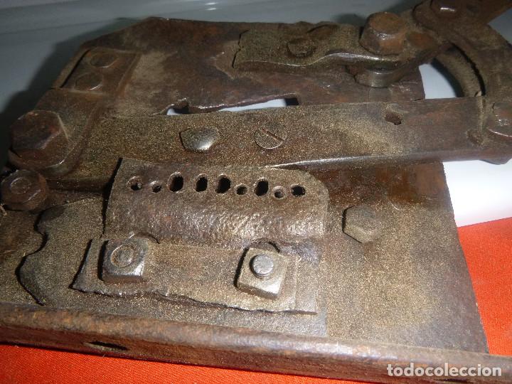 Antig&uuml;edades: ANTIGUA CIZALLA CORTE DE CHAPA - Foto 5