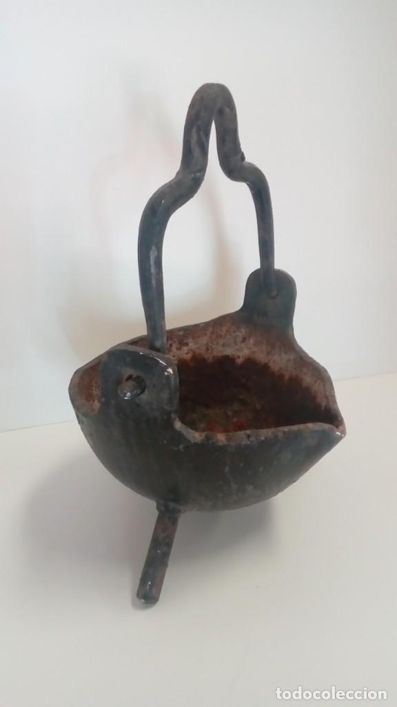 Antig&uuml;edades: crisol -colero-forja - Foto 2