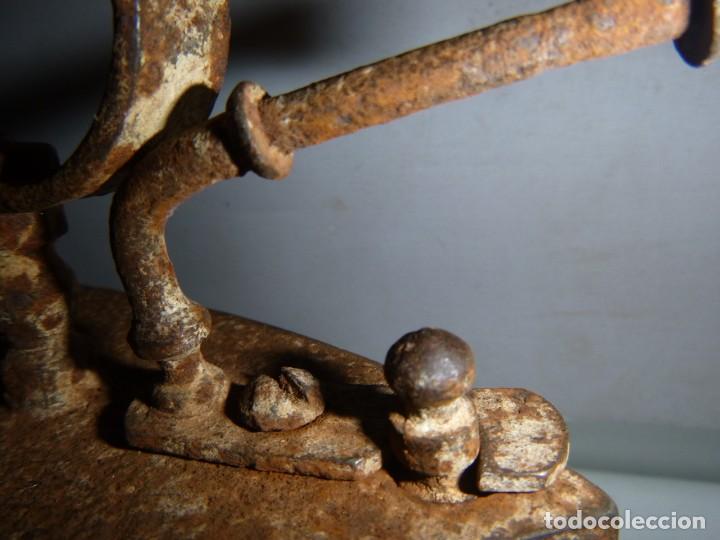 Antig&uuml;edades: ANTIGUA PLANCHA DE CARBON - Foto 4