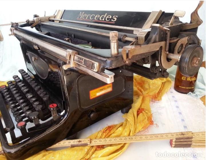 Antigüedades: Máquina escribir marca Mercedes. Antigua. Gran formato. Typewriter old - Foto 6 - 217095521