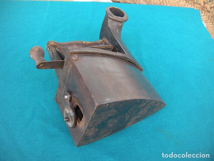 Antig&uuml;edades: PLANCHA DE CHIMENEA LICSA ELORRIO - Foto 5