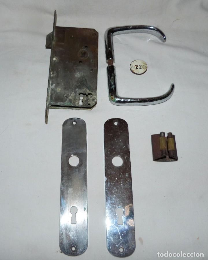 Antig&uuml;edades: MANILLAS PUERTA BARCO CON CERRADURA - Foto 8
