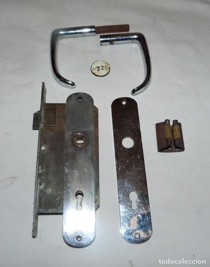 Antig&uuml;edades: MANILLAS PUERTA BARCO CON CERRADURA - Foto 10