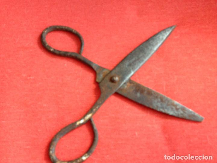 Antig&uuml;edades: ANTIGUAS TIJERAS DE FORJA,MARCA AMARARA. - Foto 4