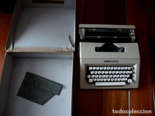 Antig&uuml;edades: MAQUINA DE ESCRIBIR OLIVETTI LETTERA 25 - Foto 1