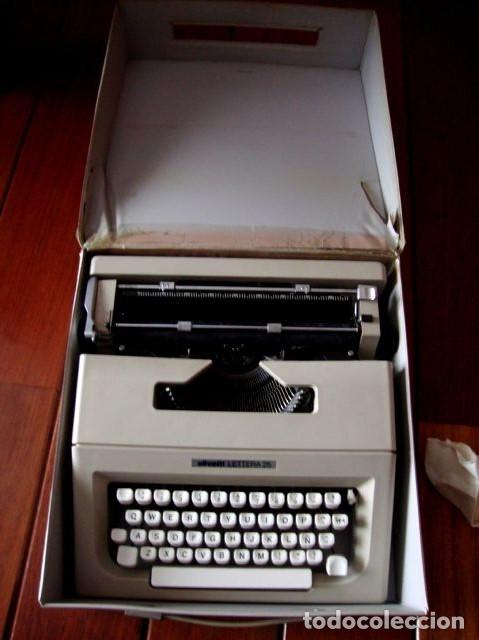 Antig&uuml;edades: MAQUINA DE ESCRIBIR OLIVETTI LETTERA 25 - Foto 3