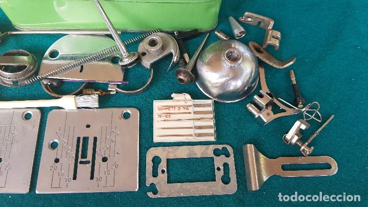 Antig&uuml;edades: CAJA METAL MAQUINAS DE COSER SIGMA CON COMPLEMENTOS - Foto 3