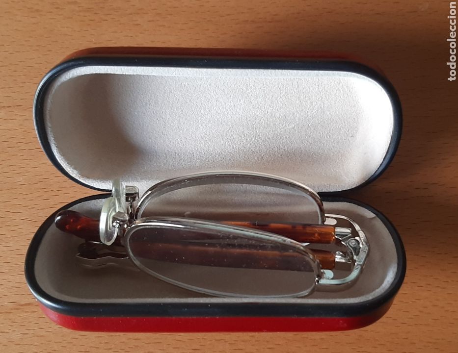 Antig&uuml;edades: Gafas Plegables con funda r&iacute;gida - Foto 1