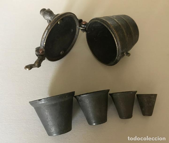 Antigüedades: Ponderal de vasos anidados.Completo. Segunda mitad del siglo XIX - Foto 9 - 219424400