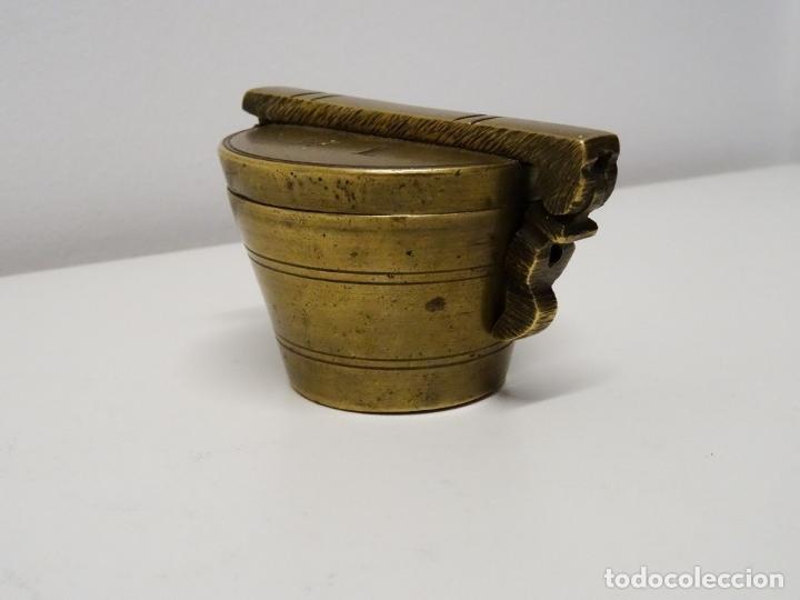 Antigüedades: Ponderal de vasos anidados. Incompleto. Peso farmacéutico Austria, de 1848 - Foto 3 - 219429376