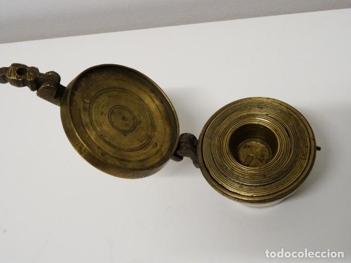 Antigüedades: Ponderal de vasos anidados. Incompleto. Peso farmacéutico Austria, de 1848 - Foto 4 - 219429376