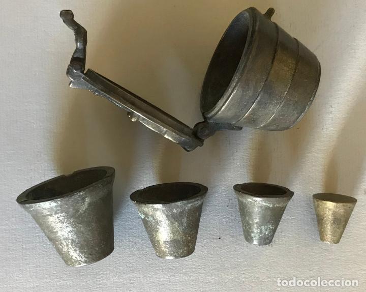Antigüedades: Ponderal de vasos anidados. Completo. Segunda mitad del siglo XIX - Foto 8 - 219525755