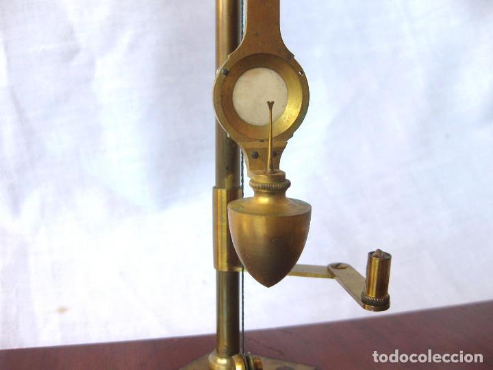 Antig&uuml;edades: Balanza de precisi&oacute;n para monedas, joyas, laboratorio, etc. - Foto 7