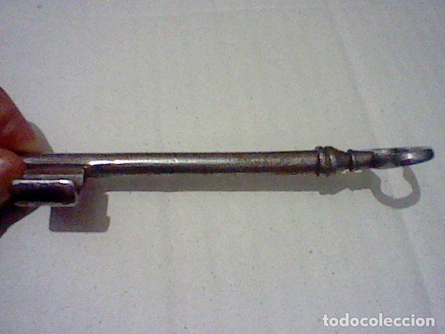 Antig&uuml;edades: LLAVE HIERRO MACIZA 13 CMS LARGO LEER ORIGINAL VSADA - Foto 2
