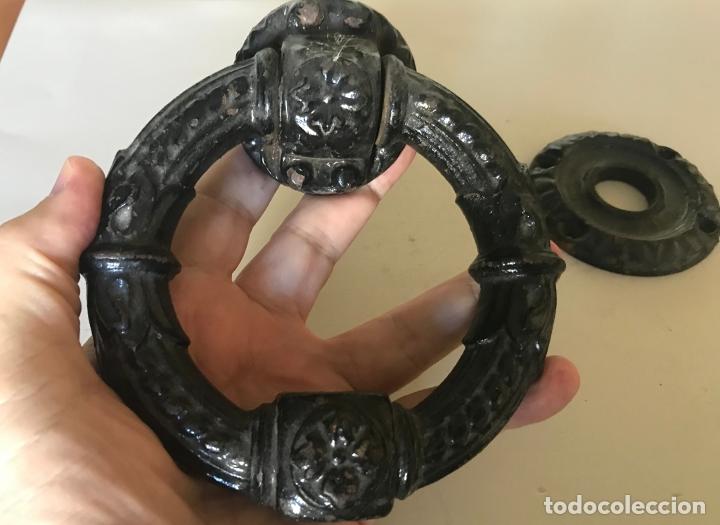 Antig&uuml;edades: Aldaba de puerta francesa de hierro de finales del siglo XIX. - Foto 6