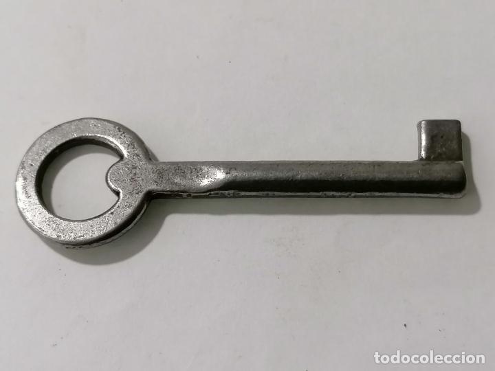 Antig&uuml;edades: LLAVE HUECA, MEDIDA 6,4 CM - Foto 3