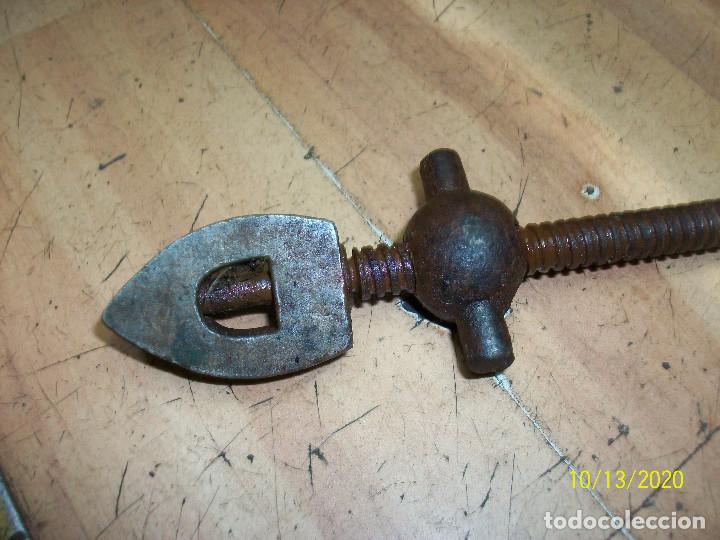 Antig&uuml;edades: HERRAMIENTA HORMA DE ZAPATOS - Foto 2