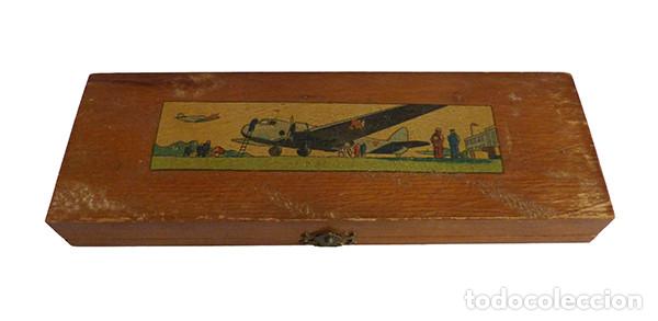 Antig&uuml;edades: Estuche de madera - Foto 1