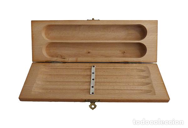 Antig&uuml;edades: Estuche de madera - Foto 3