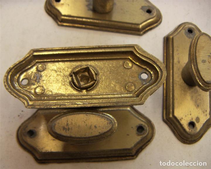 Antig&uuml;edades: 4 tiradores para mueble - Foto 2