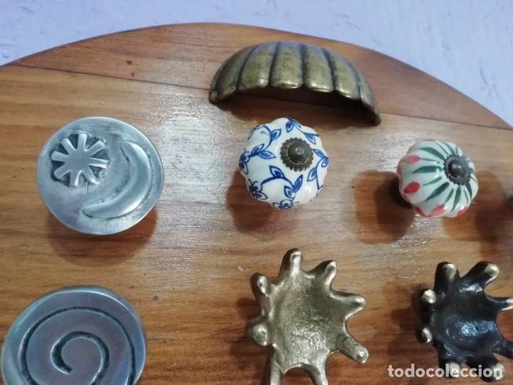 Antig&uuml;edades: expositor coleccion de tiradores - Foto 4