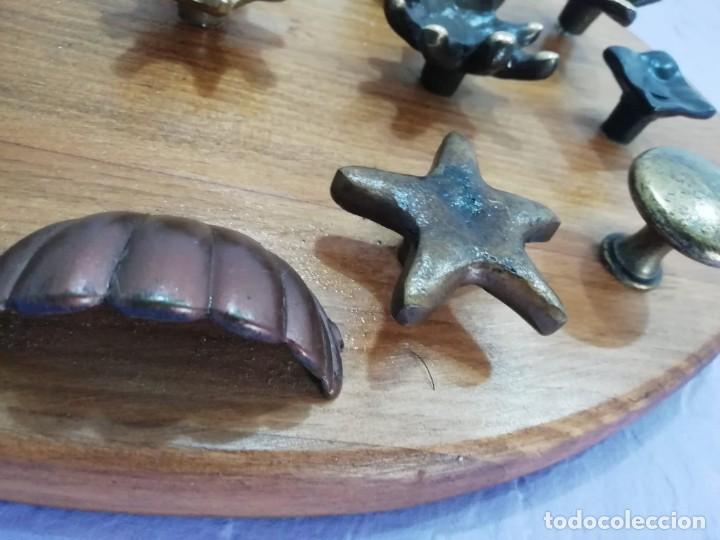 Antig&uuml;edades: expositor coleccion de tiradores - Foto 5