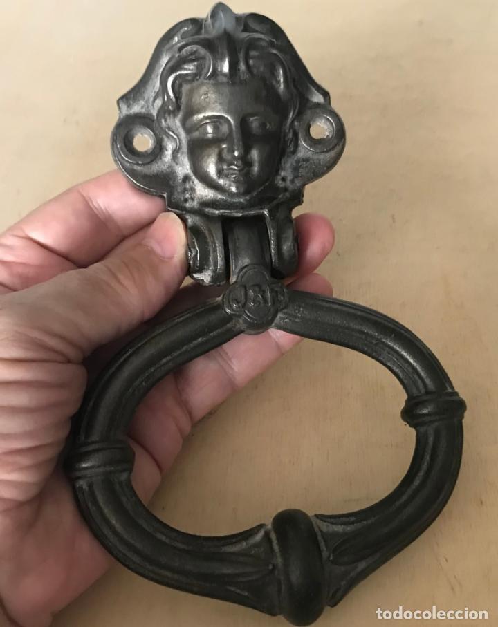 Antig&uuml;edades: Aldaba de puerta francesa de hierro de finales del siglo XIX. - Foto 6